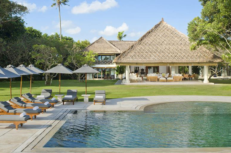 7 Extraordinary & Fully Staffed Bali Villas